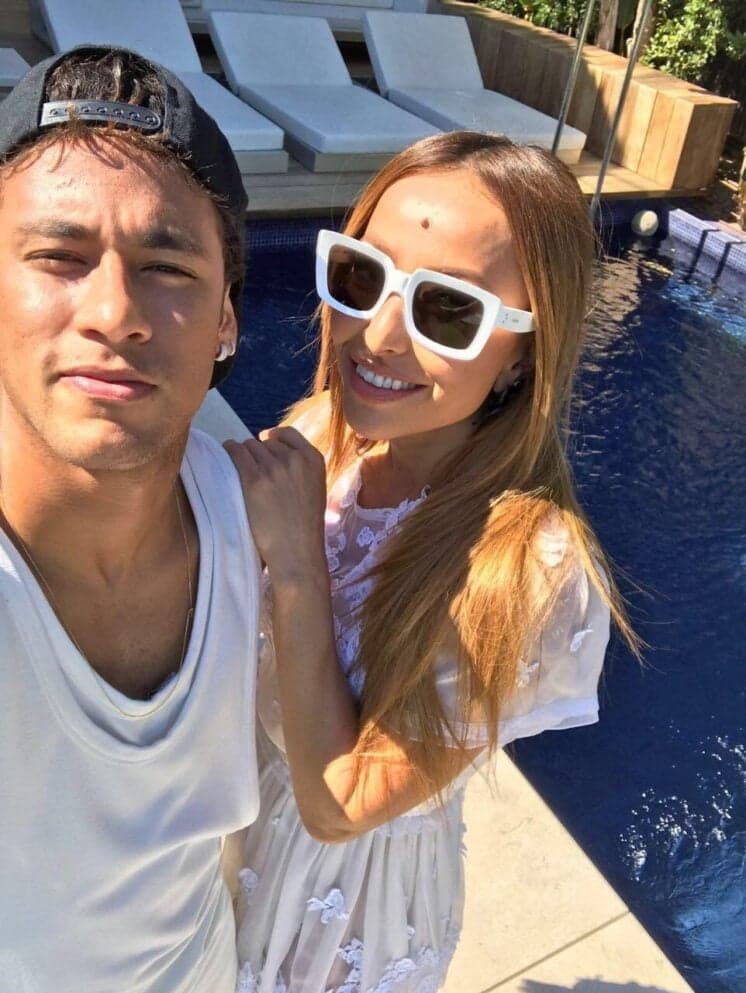 Sabrina Sato mostra mansão do jogador Neymar, em Barcelona