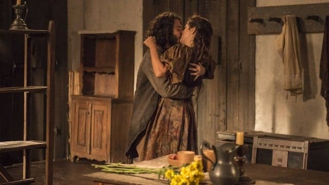 "Novo Mundo": Elvira se apaixona novamente e esquece Joaquim