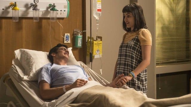 "Pega Pega": Eric leva tiro para proteger Luiza