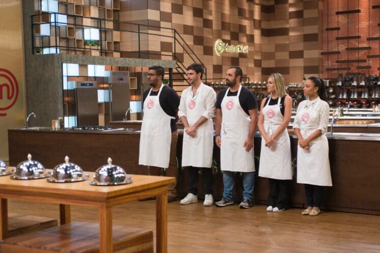 Cozinheiros do “MasterChef” devem preparar o “prato perfeito” em até duas horas