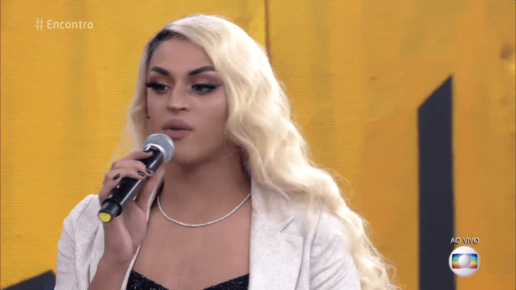Pabllo Vittar revela motivo de não ter nome feminino na Globo