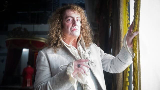 "Novo Mundo": Sebastião se tornará mendigo e receberá banho de fezes
