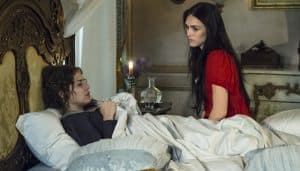 Leopoldina (Letícia Colin) e Anna (Isabelle Drummond) em cena de "Novo Mundo" (Foto: Globo/Estevam Avellar)