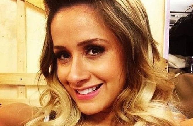 Record contrata ex-panicat, que pode estrelar novela "Apocalipse"