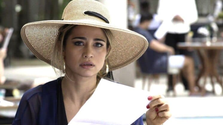 "Pega Pega": Sandra Helena faz a boa moça e devolve dinheiro roubado