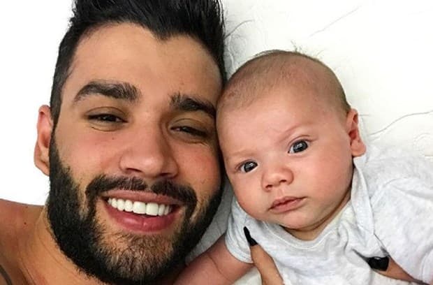 Gusttavo Lima dá resposta e rebate seguidor que disse que seu filho nunca iria pegar ônibus