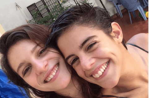 Atriz de "Filhos da Pátria" está namorando com sobrinha de diretora da série