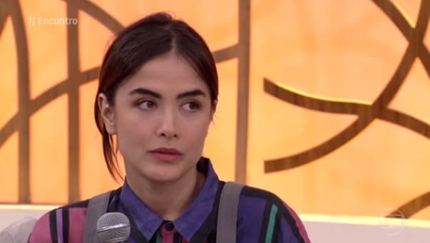 Maria Casadevall solta o verbo após receber ataques em rede social