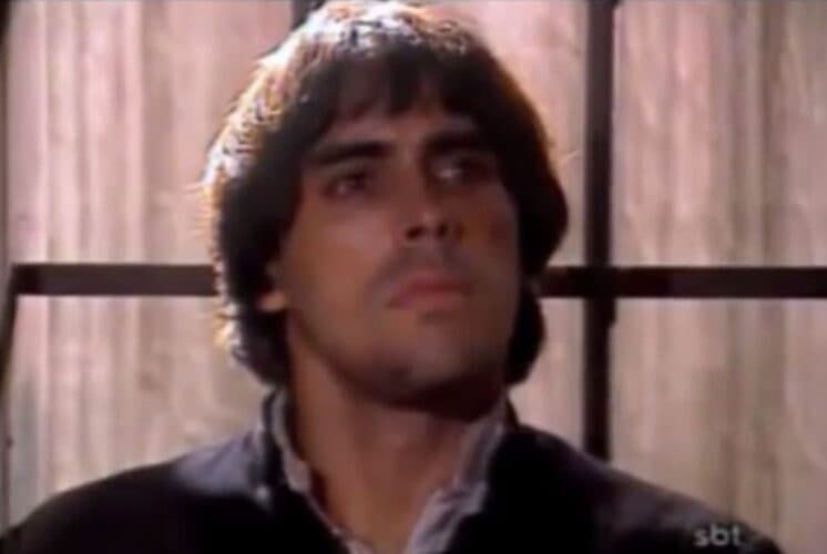 Em 1997, ator que vivia o Padre Eurico morreu durante gravações da novela "Xica da Silva"