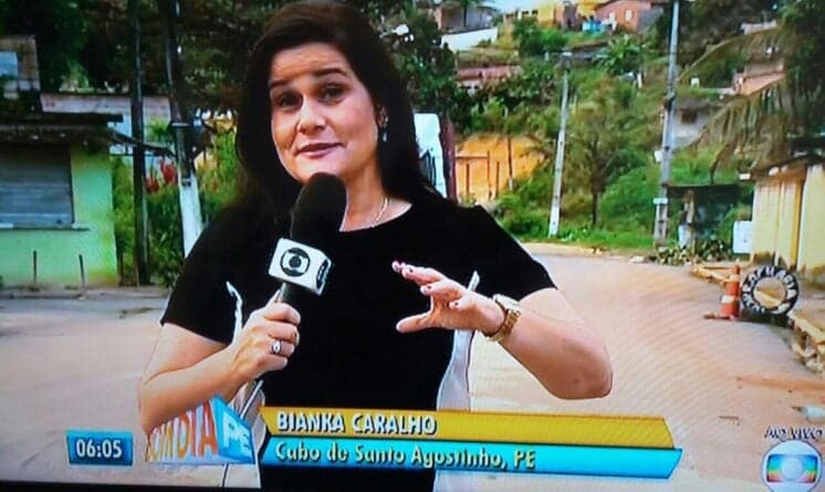 Ao vivo, telejornal da Globo erra e sobrenome de repórter vira palavrão
