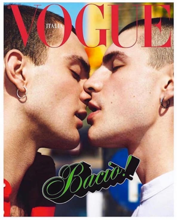 Deborah Secco causa ao publicar foto de homens se beijando e pede desculpas