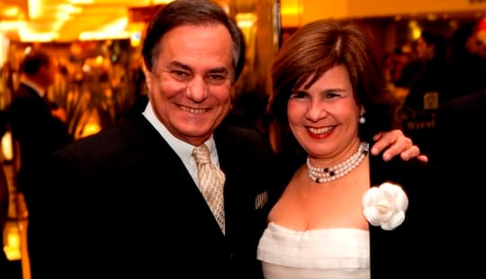 Mulher de Ronnie Von dá entrevista e fala sobre a "hora H" com o marido