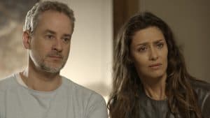 Eugênio (Dan Stulbach) e Joyce (Maria Fernanda Cândido) em cena de "A Força do Querer" (Foto: Divulgação/Globo)
