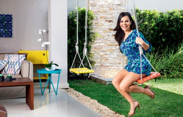 Fernanda Souza faz sucesso no Multishow e é surpreendida pela emissora
