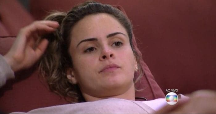 Ana Paula Renault volta atrás e quer novo convite da Record para "A Fazenda"