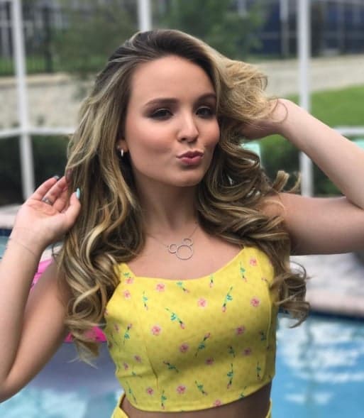Larissa Manoela explica ajuda de life coach para emagrecer