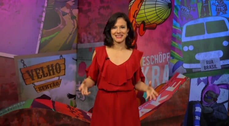 Saiba por onde anda a apresentadora Lorena Calábria