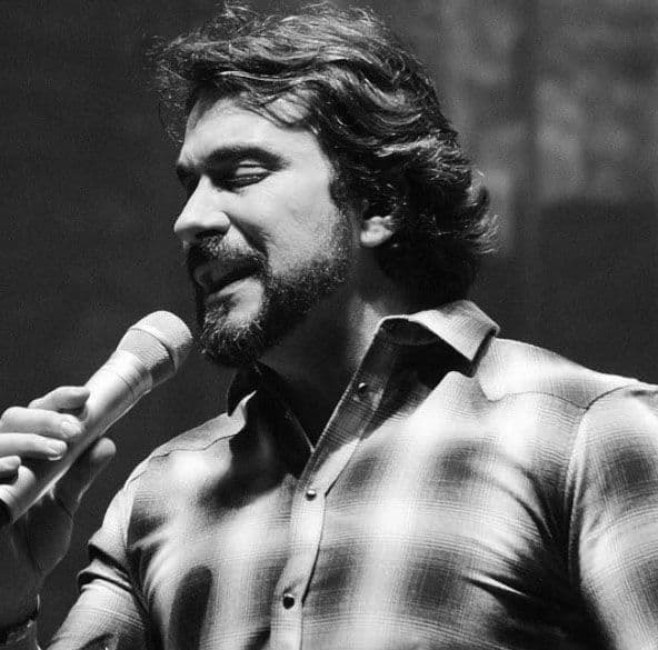 Padre Fábio de Melo rebate críticas na internet