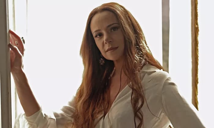 No ar em "Novo Mundo", Vanessa Gerbelli acerta participação em série para viver mulher de um político