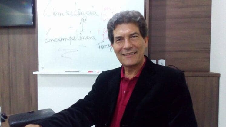 Ator português que esteve em "Novo Mundo" é escalado para nova novela da Globo