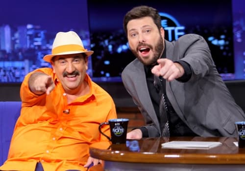 Ratinho e Gentili irão apresentar mesmo programa no SBT; saiba qual