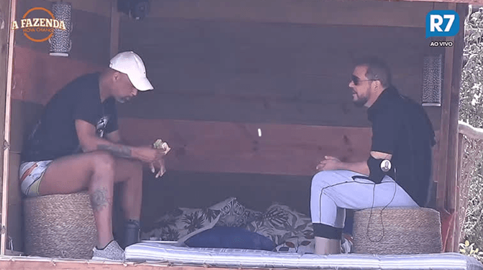 Conrado revela estratégia para chegar na final de "A Fazenda"
