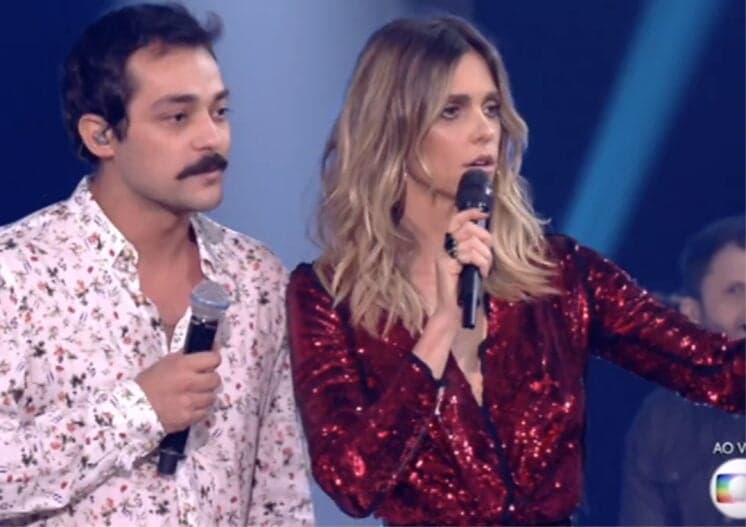 Eduardo Sterblitch surpreende, canta música de Xuxa na final do "Popstar" na Globo e se dá mal