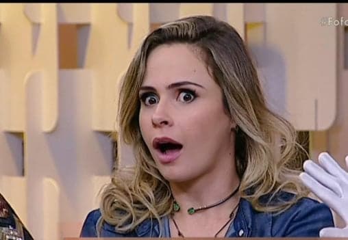 Ana Paula Renault esnoba "A Fazenda" e revela que pediu para ser repórter da atração
