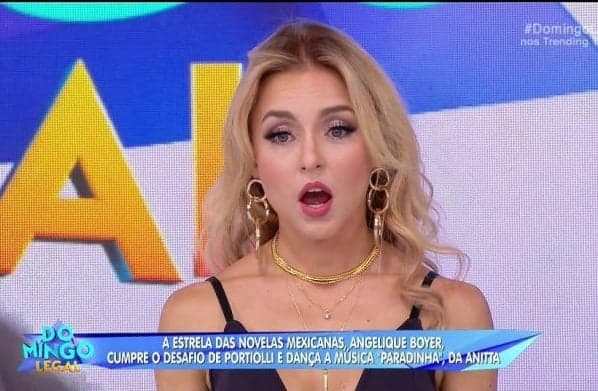 Angelique Boyer aparece sem maquiagem e surpreende fãs