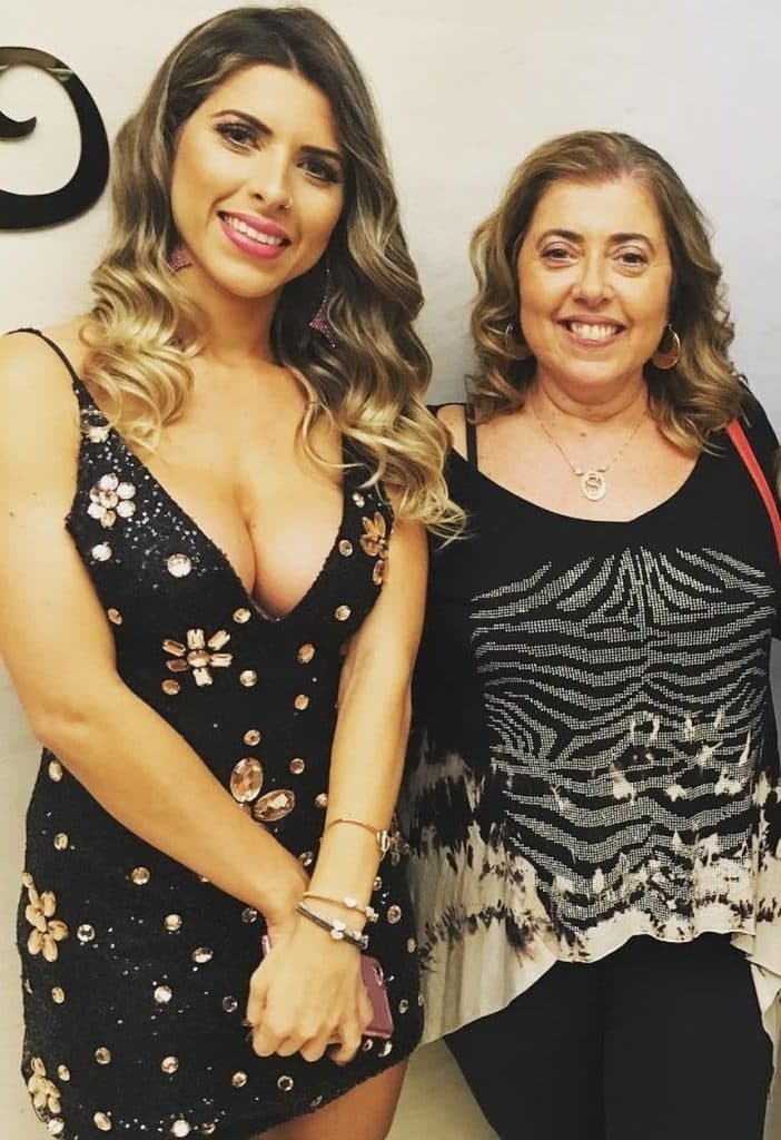 Após barraco em "A Fazenda", mãe de Ana Paula Minerato passa mal