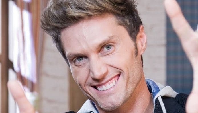 André Segatti: Fora da TV, ator reaparece, revela nova profissão e diz se abandonou a carreira de ator