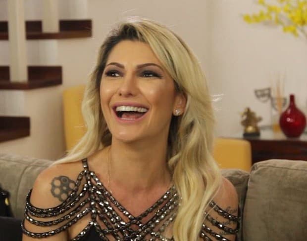 Antonia Fontinelle sobre rixa com Nicole Bahls: "É linda, mas é burra"