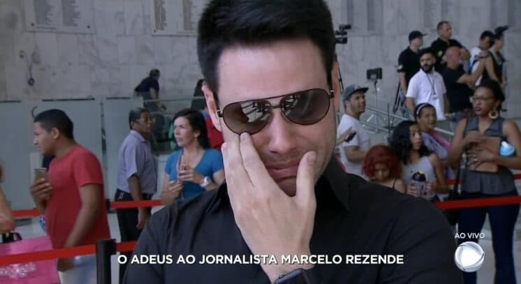 Muito emocionado, Luiz Bacci fala sobre Rezende: "Parte de mim está indo embora"