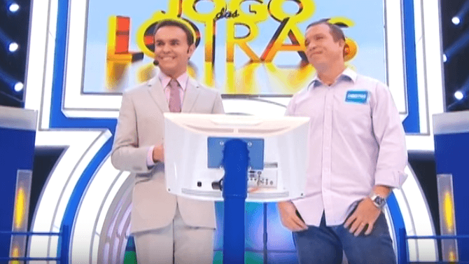Programa do SBT que nunca foi ao ar, "Jogo das Loiras" tem piloto na internet; assista