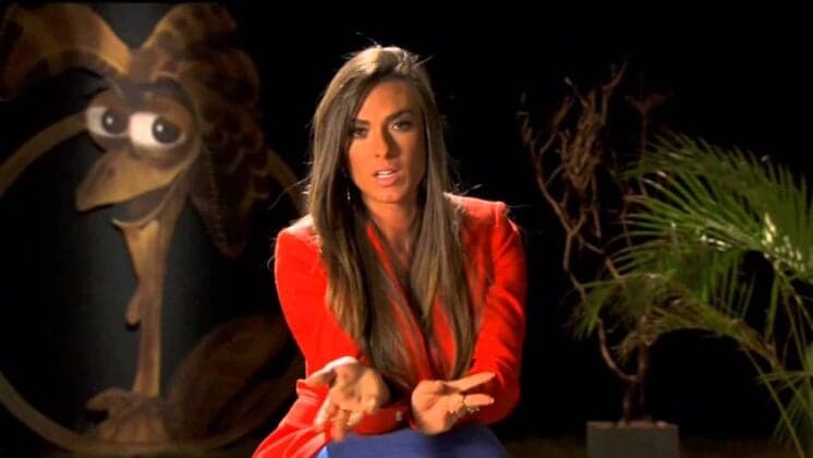 "Fale de sua vida, não fale da minha", dispara Nicole Bahls em "A Fazenda"