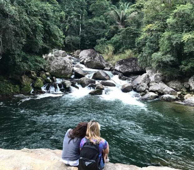 Fernanda Gentil, apaixonada, se declara para a namorada no dia do aniversário: "A paz da nossa vida"