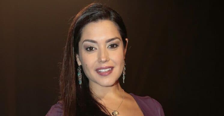 Esposa de Michel Teló, Thais Fersoza compartilha registro íntimo com o filho