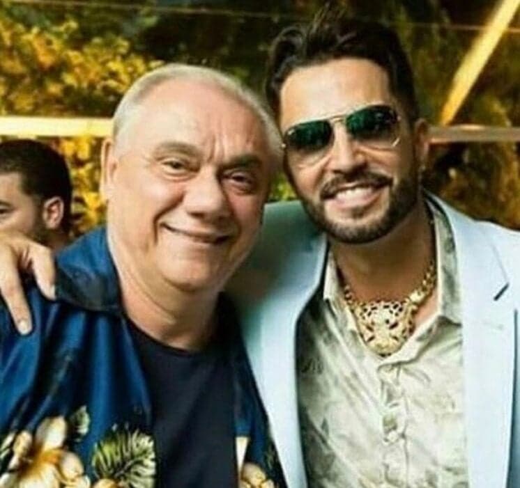 Preocupado com Marcelo Rezende, Latino implora para apresentador retomar tratamento médico