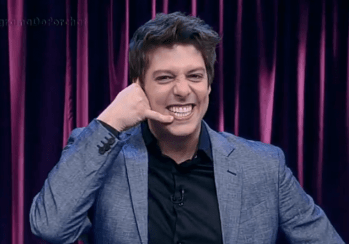 Porchat compara Globo e Record e dispara: "O Zorra Total só mudou por causa do Porta dos Fundos"