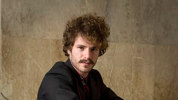 Maurício Destri é escalado para novela das 18h da Globo