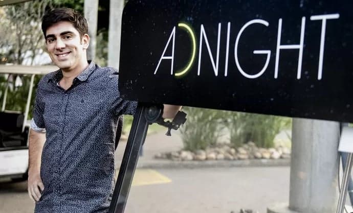 Diretor da Globo veta episódios do "Adnight" e gera correria nos bastidores