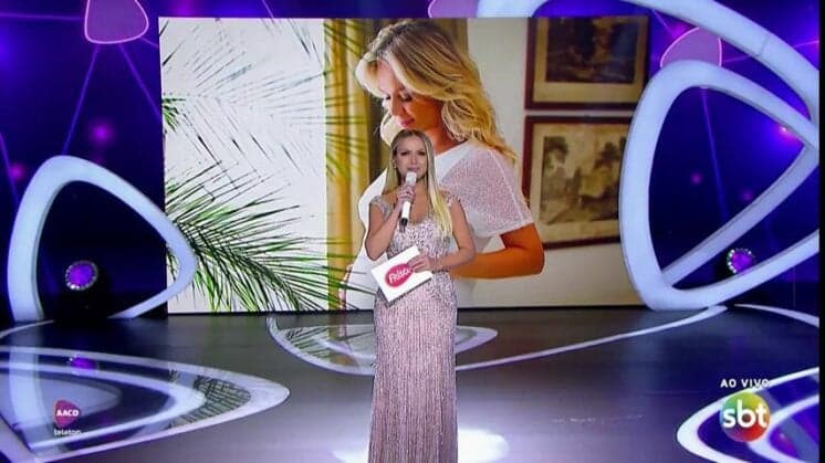 "Teleton 20 anos": Volta de Eliana, homenagens e musicais marcam abertura deste ano