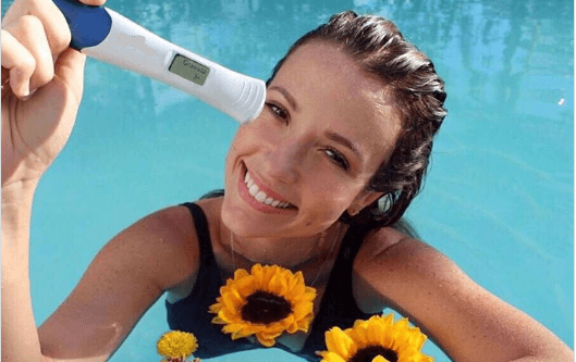 Aos 33 anos, Juliana Didone anuncia gravidez de seu primeiro filho e se emociona