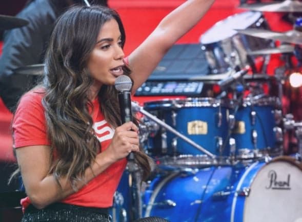 Algo que você não imaginava aconteceu com a equipe de Anitta na Amazônia