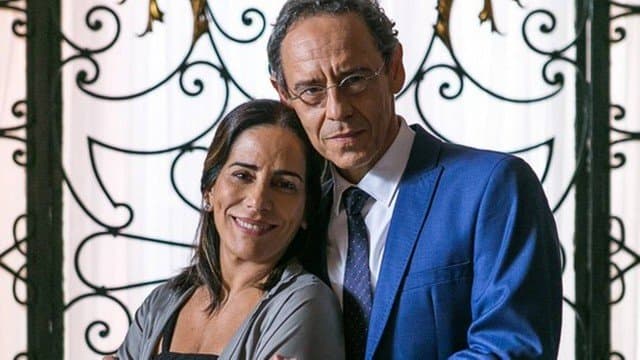 Beth tem traição perdoada por Henrique em "O Outro Lado do Paraíso"