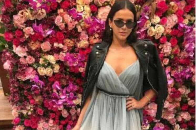 Bruna Marquezine se pronuncia pela primeira vez após ser detonada por look em casamento