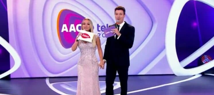 Hora do Faro é vice e vence primeiro Eliana inédito; Rodrigo Faro comemora