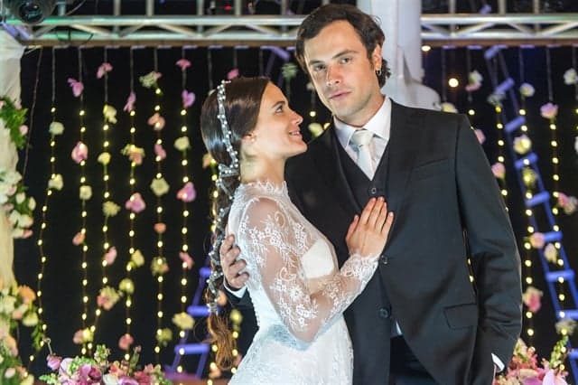 Vai casar? Bianca Bin foi conhecer família de Sérgio Guizé no interior de São Paulo