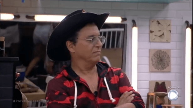 "A Fazenda 9": Nahim fica revoltado com vitória de Yuri na Prova do Fazendeiro e faz barraco