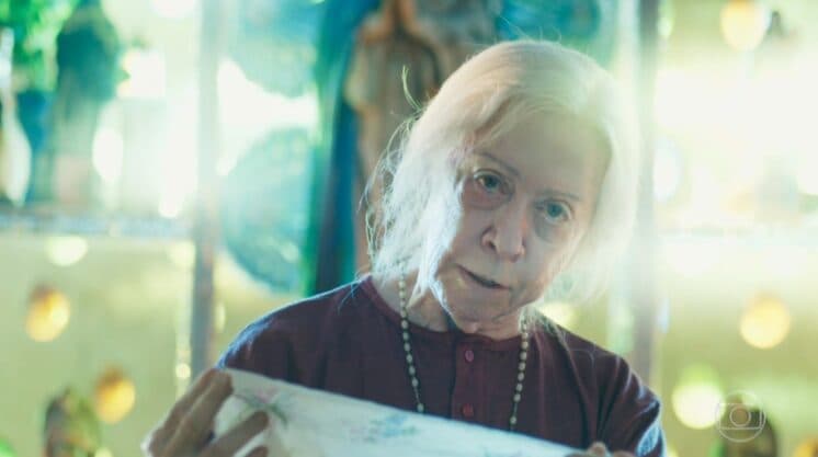 Estreia de "O Outro Lado do Paraíso" movimenta redes sociais e Fernanda Montenegro é aclamada